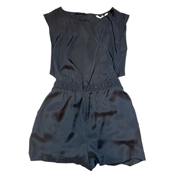 BCBGeneration Pants - BCBGeneration Black NEW WITH TAGS Open Back Romper Size Medium